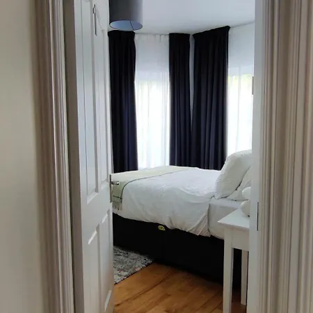 Проживание в семье Catherine's Place By The Sea