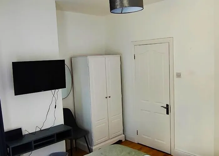 Catherine's Place By The Sea